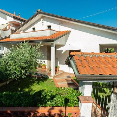 B&B Il Girasole Ortonovo Eksteriør bilde