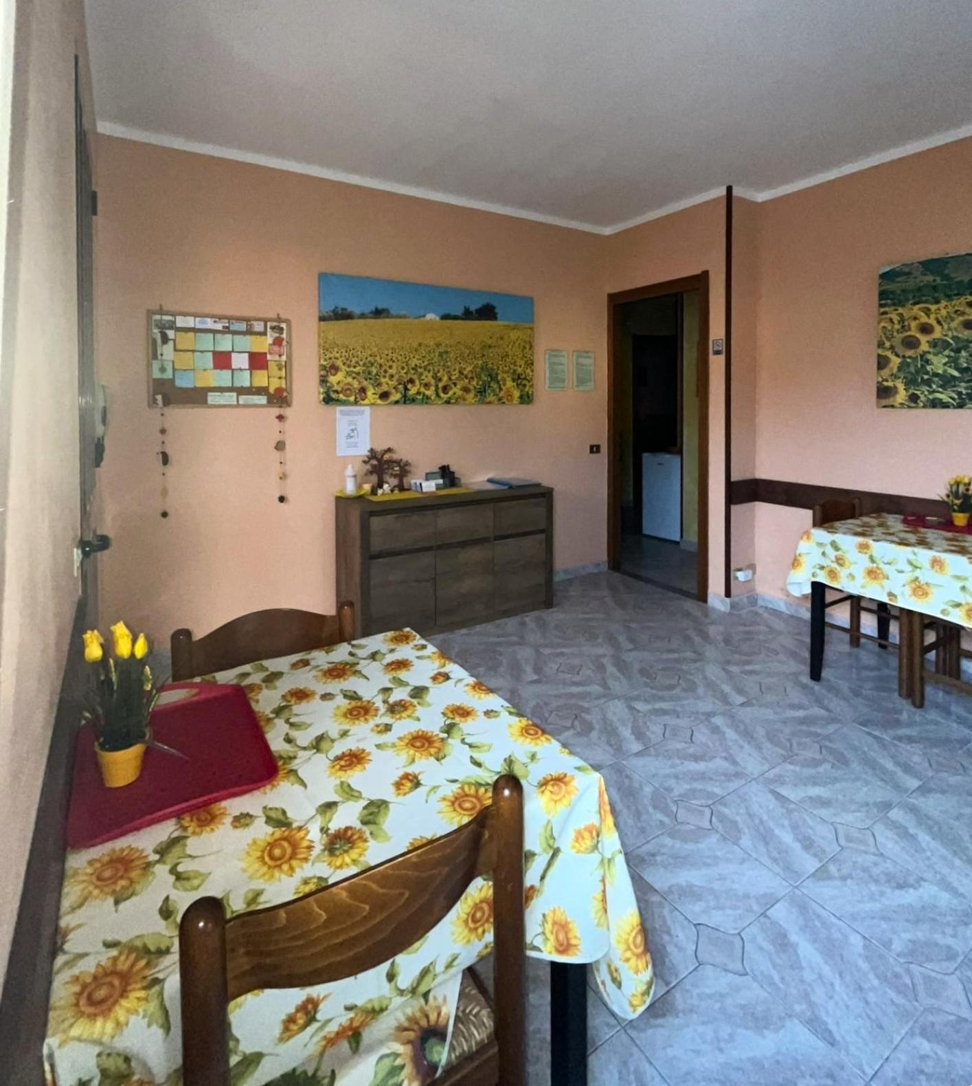 B&B Il Girasole Ortonovo Eksteriør bilde